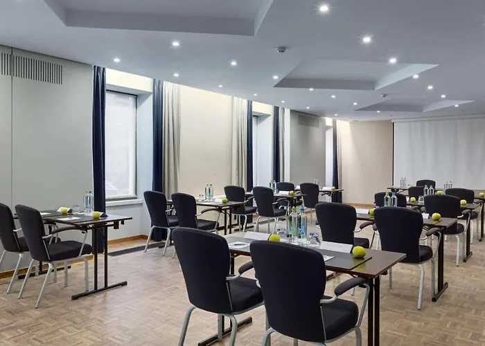 Hotell Nh Sint Pieters