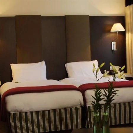 Hotel Nh Sint Pieters 3*